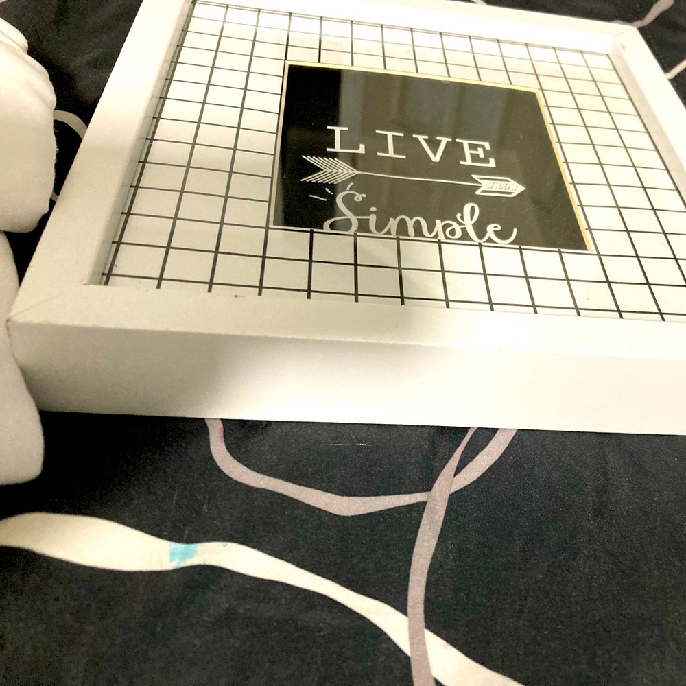 “Live Simple” decor - Picture 5 of 6